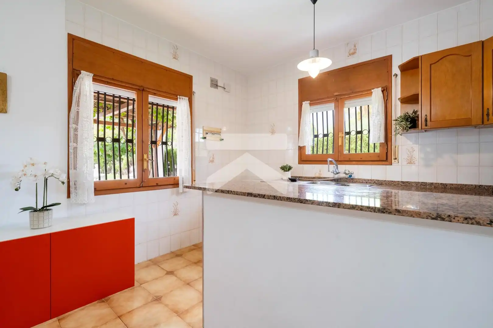 Kitchen of Houses for sale in L'Ametlla de Mar   with Air Conditioner, Heating and Private garden