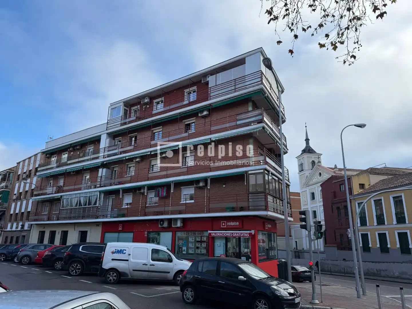 Vista exterior de Piso en venta en Madrid con Calefacción y Trastero