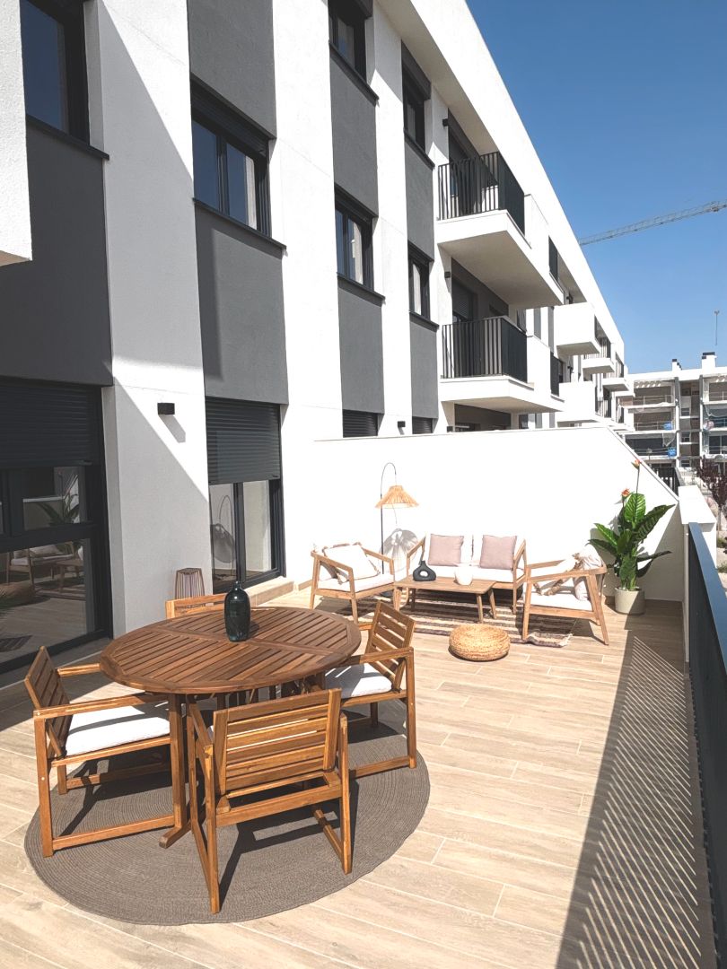 Terrassa de Pis de lloguer en Sant Joan d'Alacant amb Aire condicionat, Jardí privat i Traster