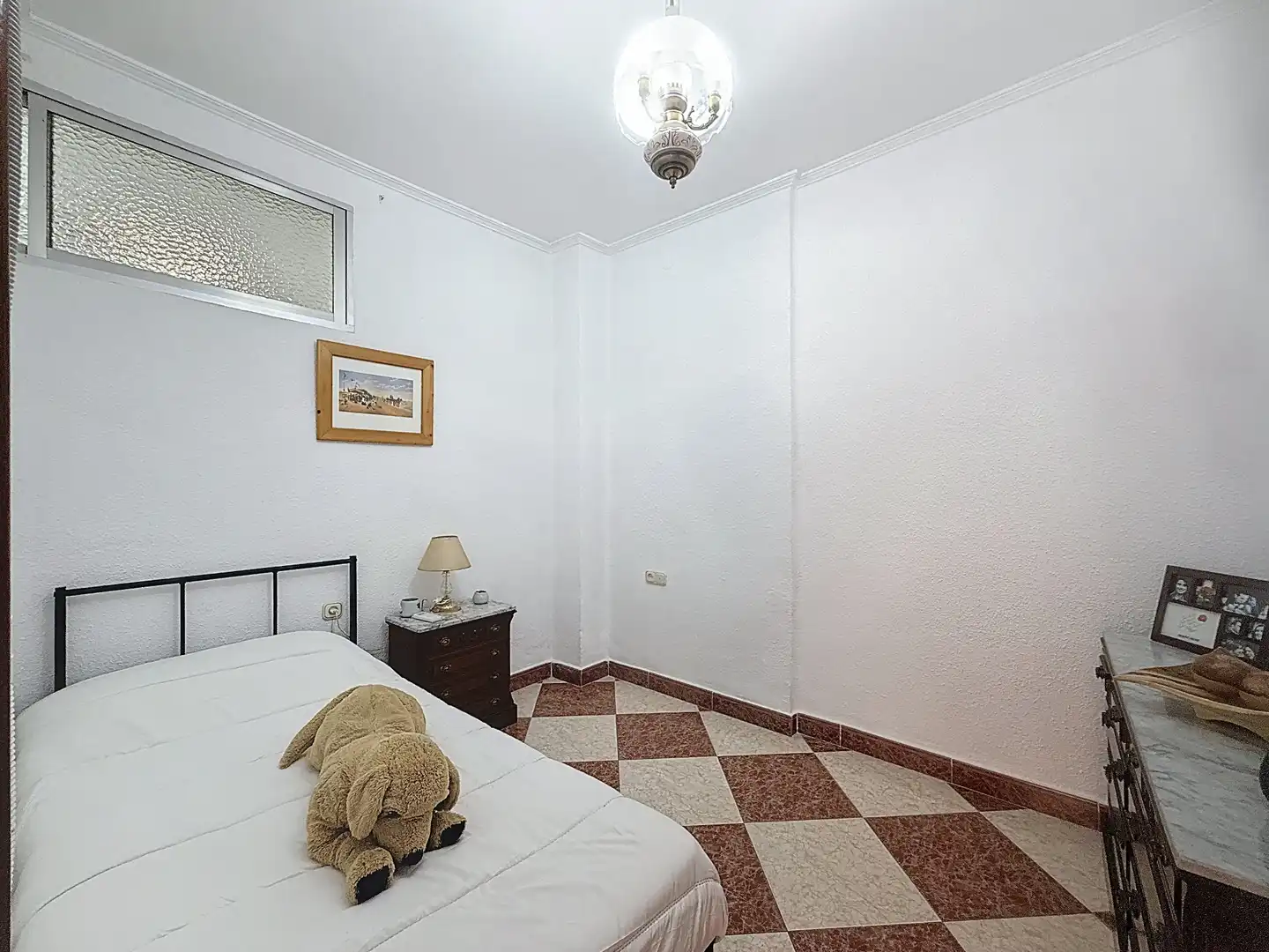 Piso de alquiler en Calle las Navas, Parque Ayala - Jardín de la Abadía - Huelín