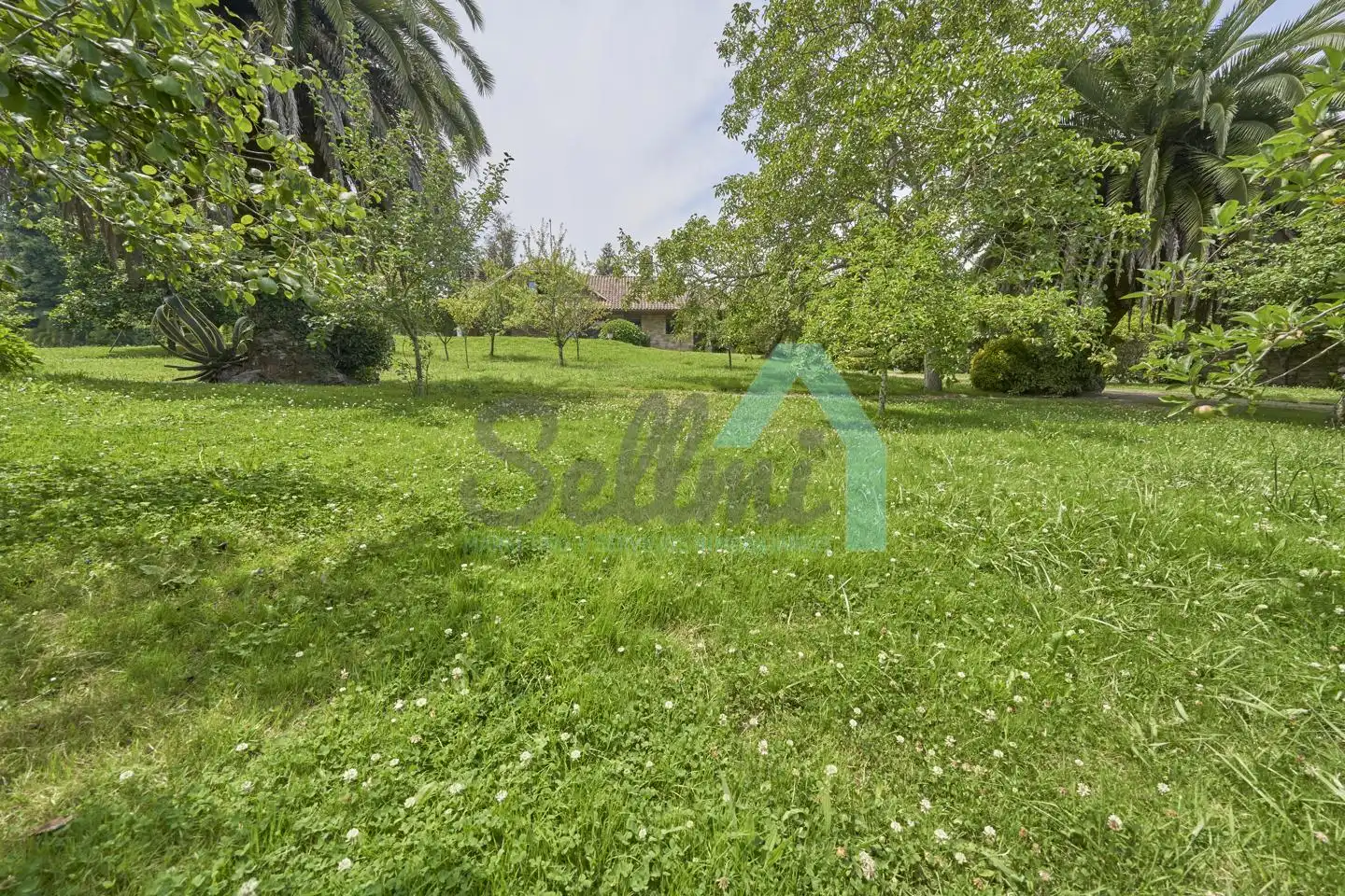 Casa o xalet en venda en Gijón  amb Aire condicionat, Jardí privat i Parquet
