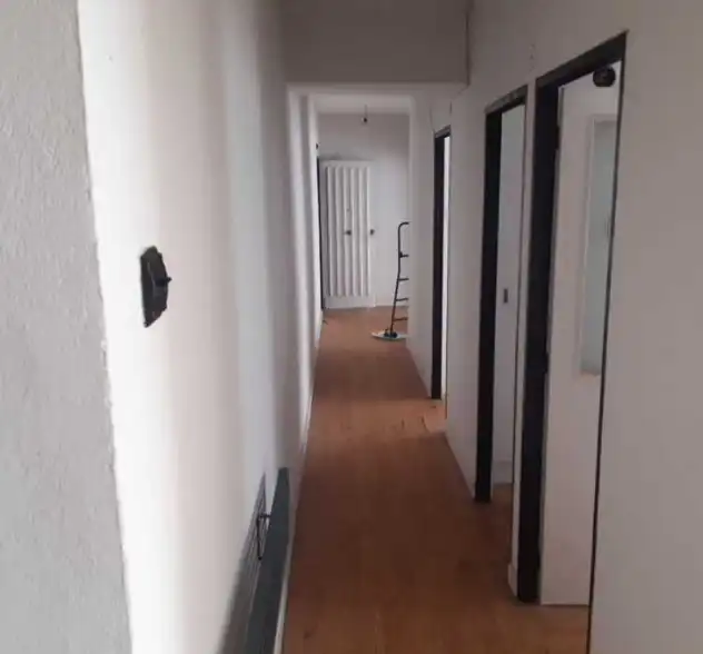 Wohngebäude mit Aufzug zum Verkauf in Calle Mariano Luiña, imagen 3