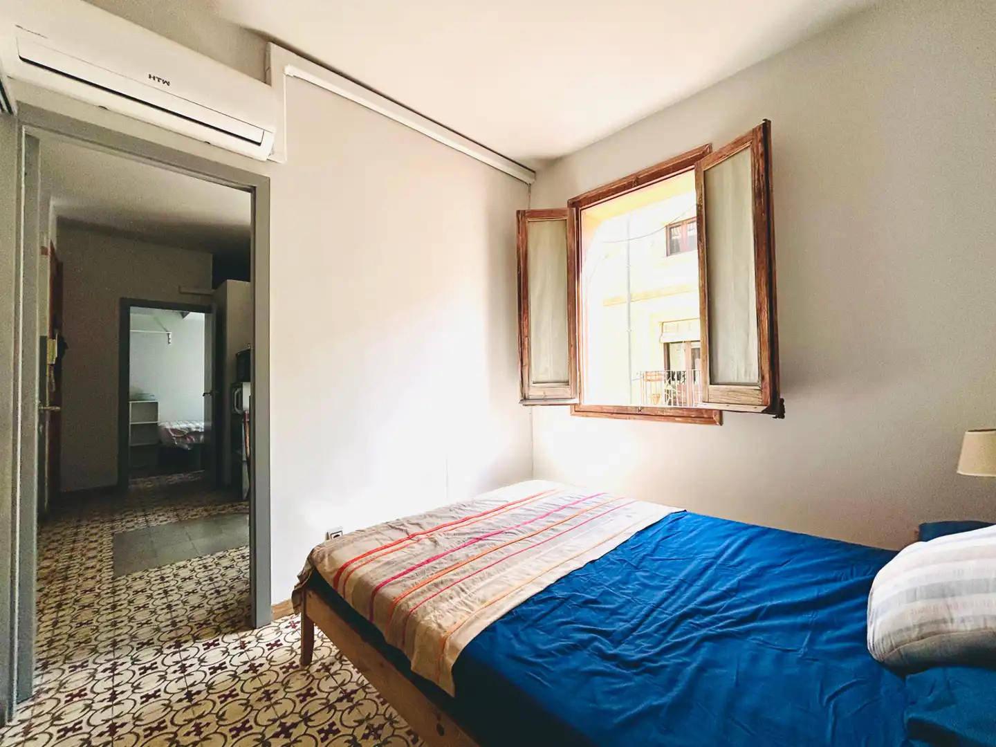 Schlafzimmer von Wohnung zum Verkauf in Barcelona mit Klimaanlage, Heizung und Möbliert