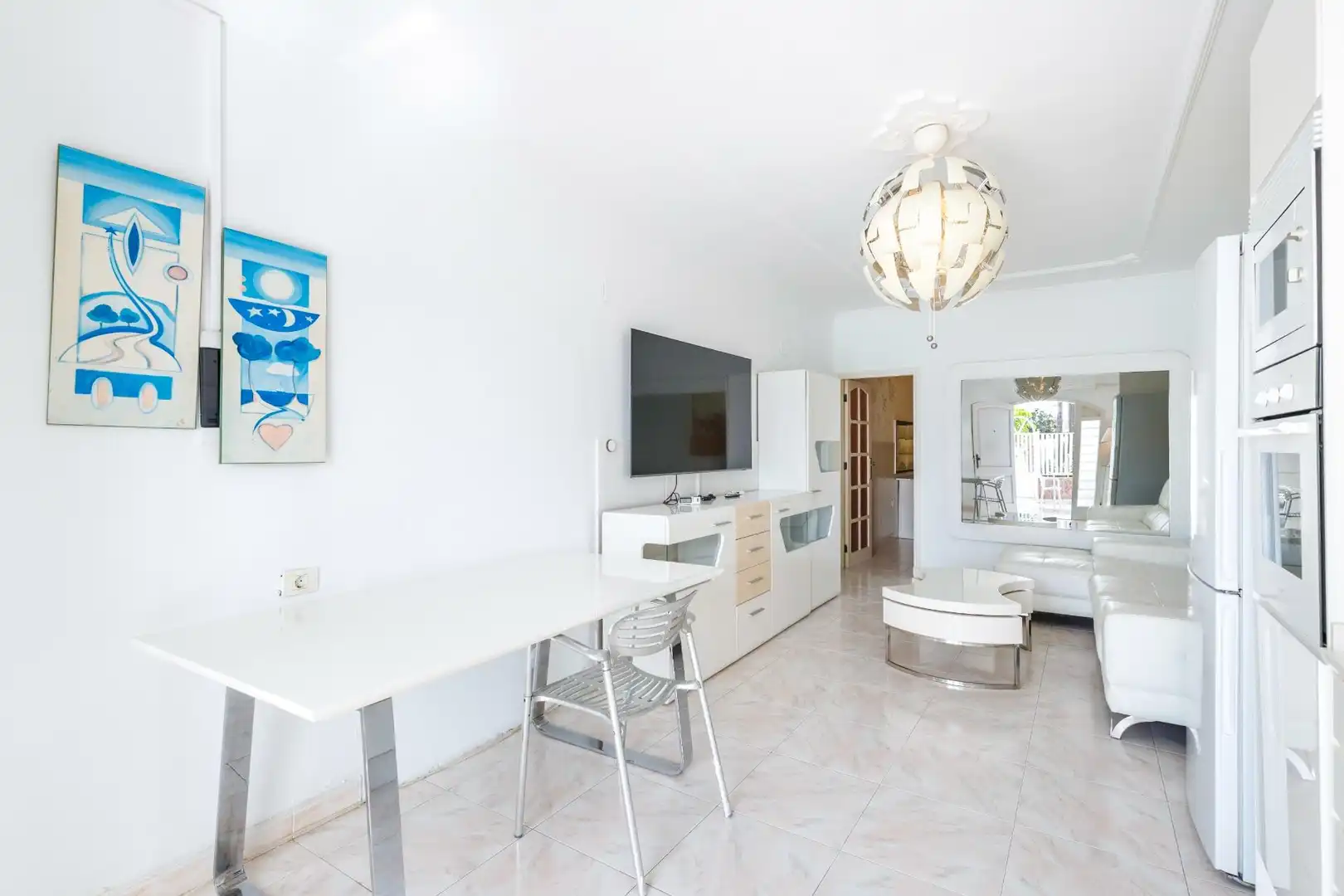 Sala d'estar de Casa o xalet en venda en San Bartolomé de Tirajana amb Calefacció, Terrassa i Moblat