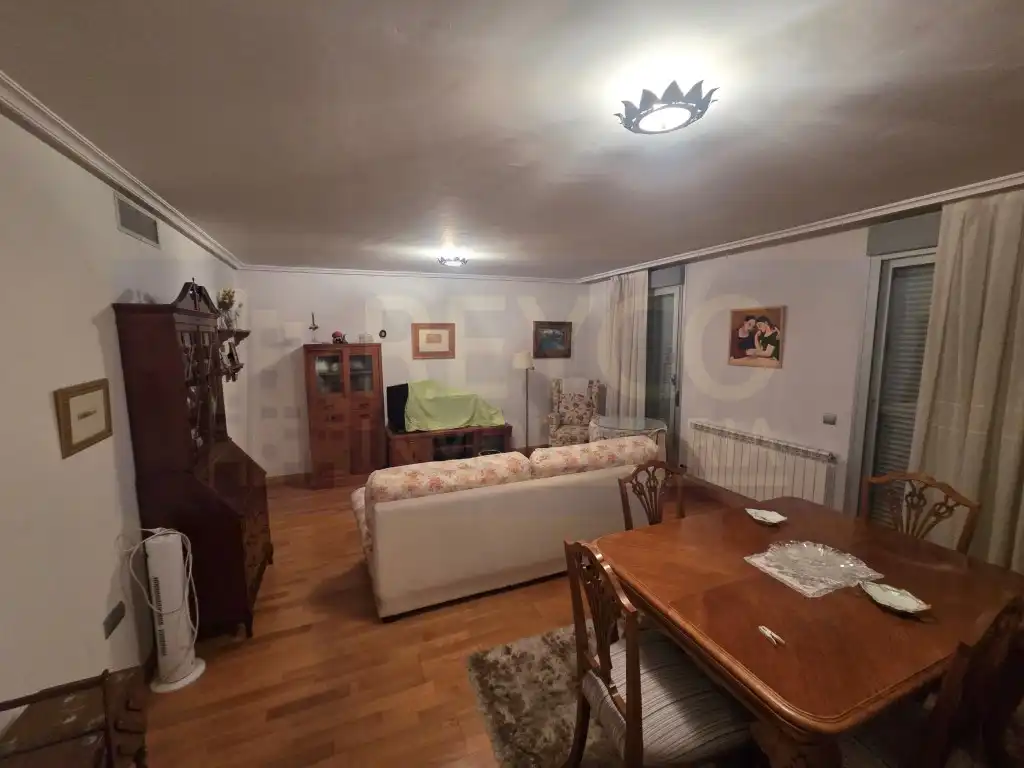 Sala de estar de Piso en venta en  Logroño con Piscina