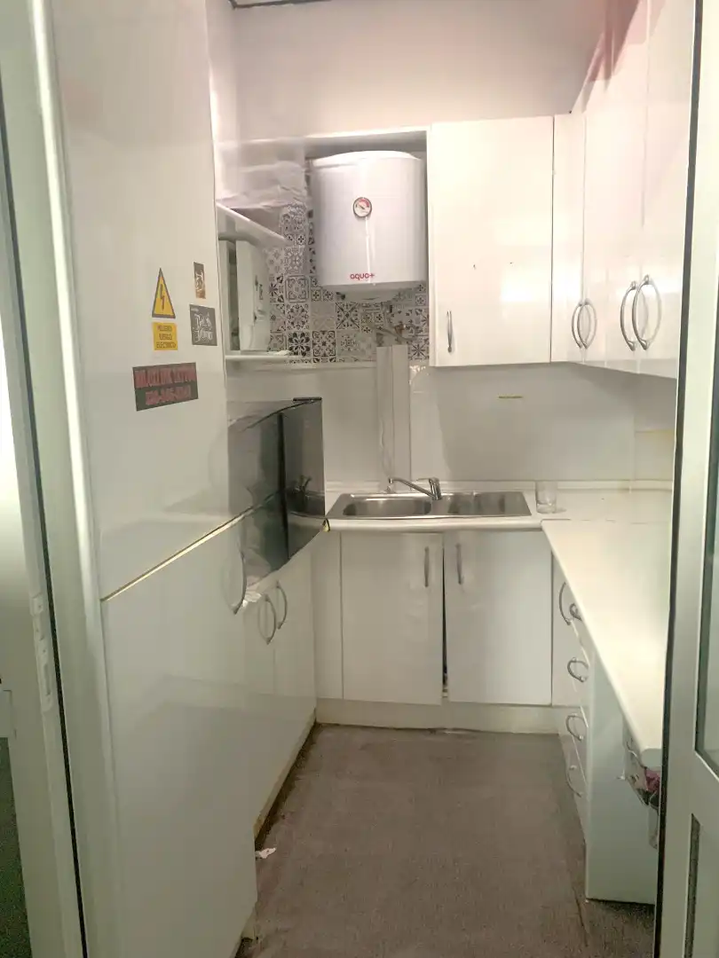 Business premises for sale in Calle Santa Rosalía, imagen 6