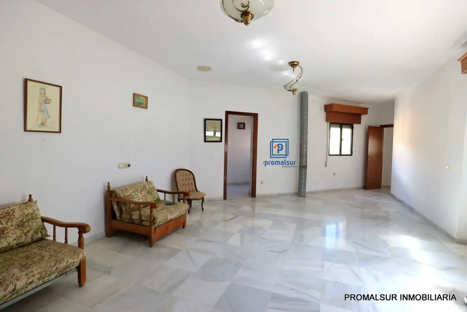 Casa o chalet en venta en Puente Genil con Terraza, Trastero y Piscina