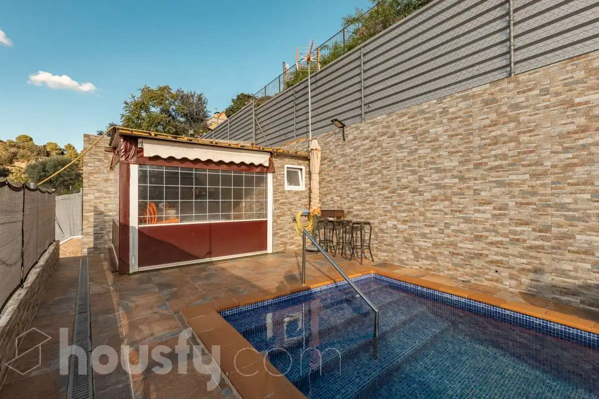 Piscina de Casa o xalet en venda en Abrera, Barcelona