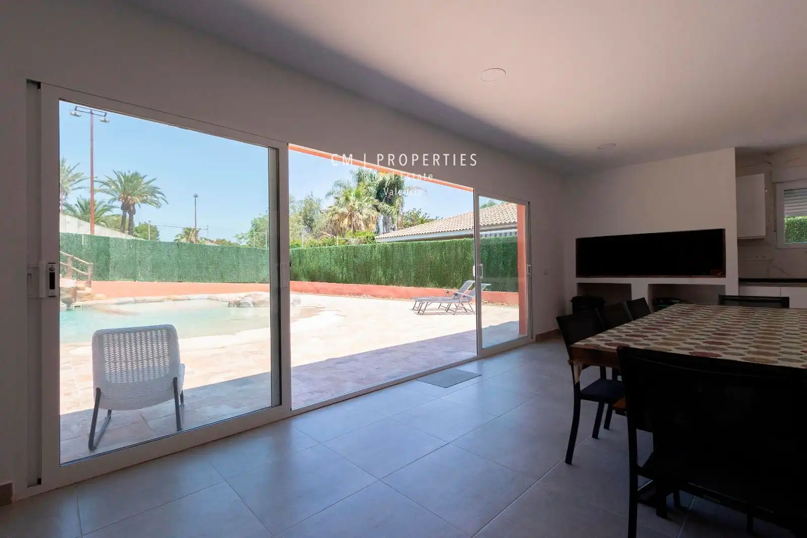 Vista exterior de Casa o chalet en venta en Paterna con Aire acondicionado, Calefacción y Piscina