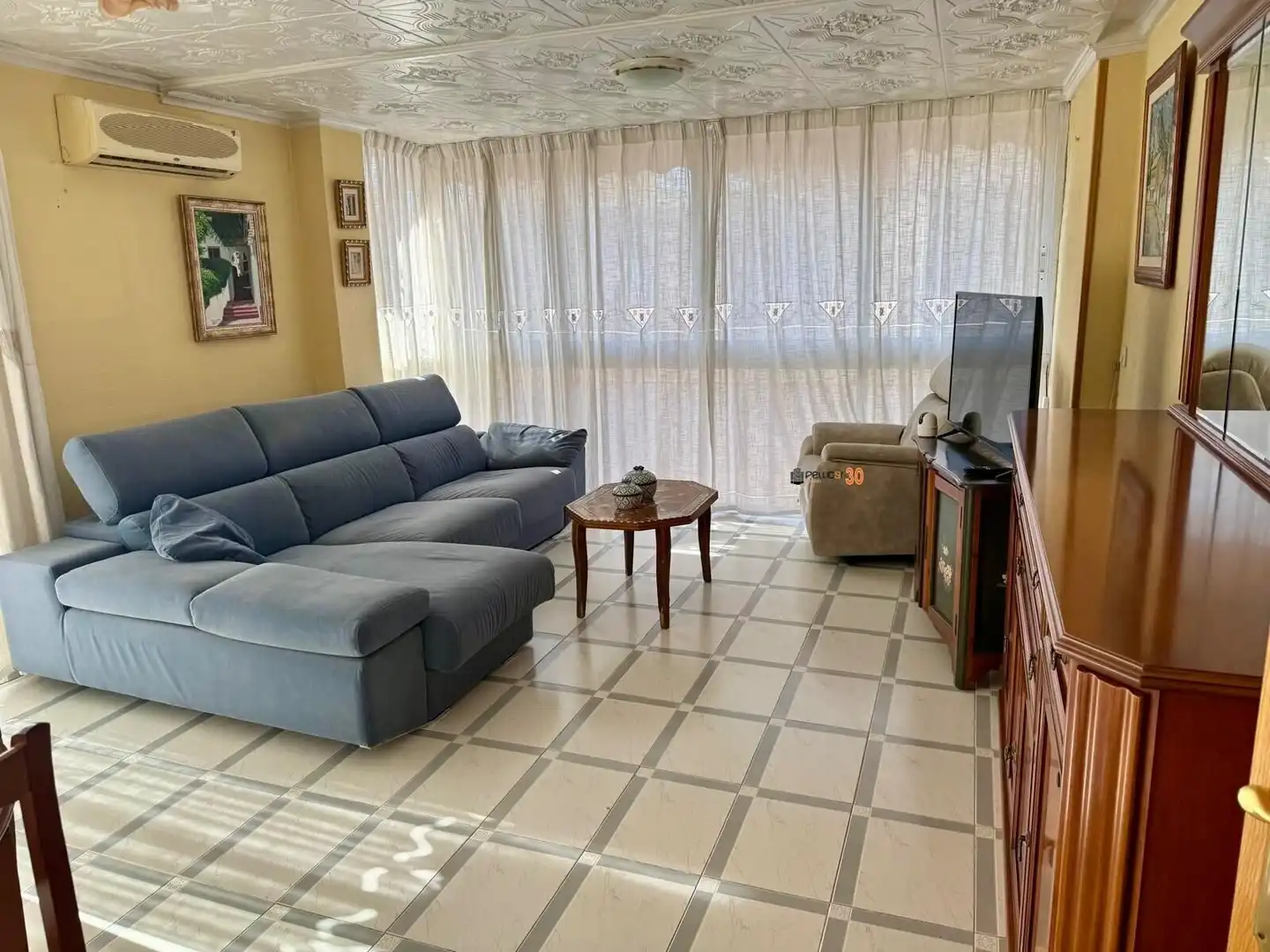 Sala de estar de Piso en venta en Benidorm con Aire acondicionado, Calefacción y Terraza
