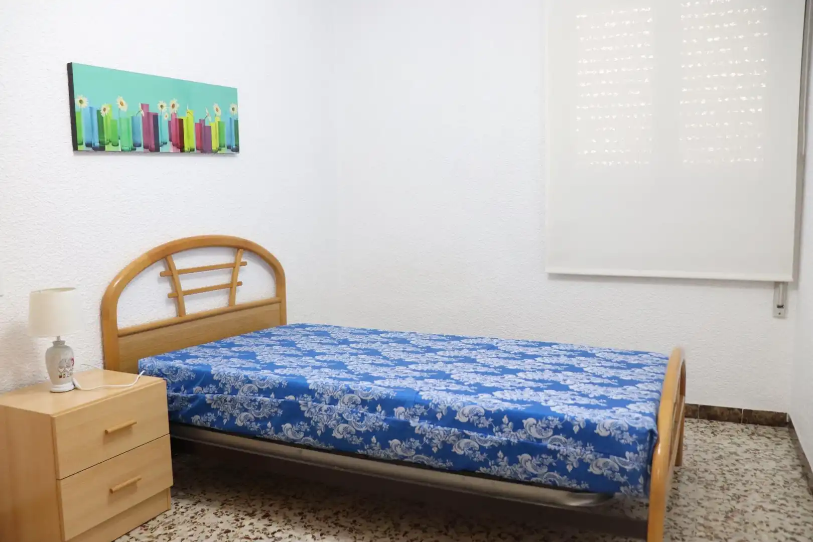 Habitación de Piso de alquiler en Elche / Elx con Aire acondicionado, Amueblado y Balcón