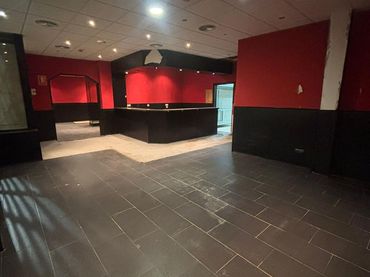 Local comercial de lloguer a Valdepeñas
