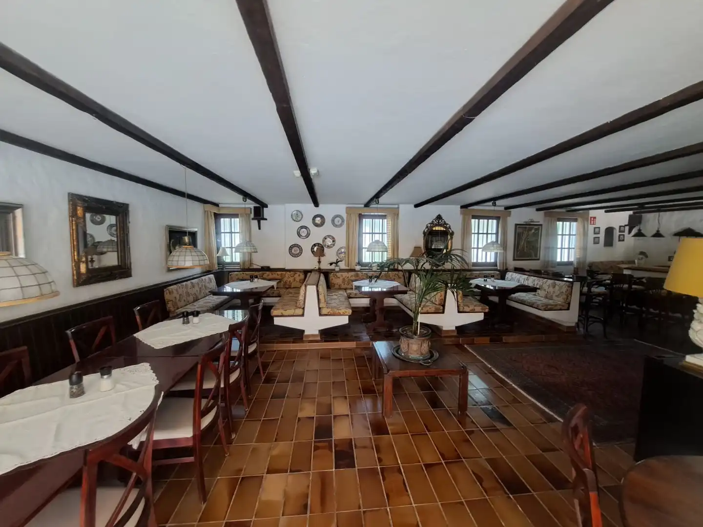 Esszimmer von Geschaftsraum zum Verkauf in San Bartolomé de Tirajana mit Klimaanlage, Heizung und Terrasse