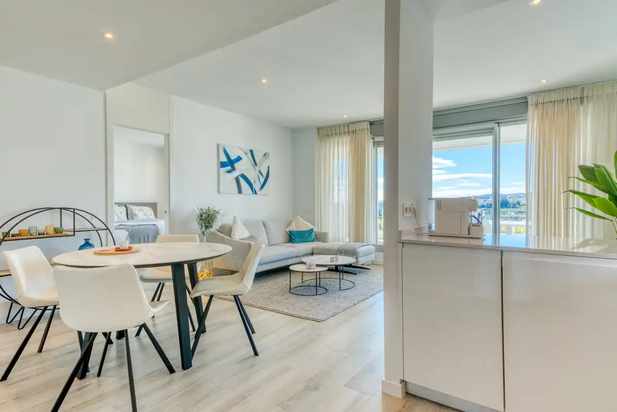 Living room of Ground floor for sale in Estepona  with Air Conditioner, Terrace and Storage room