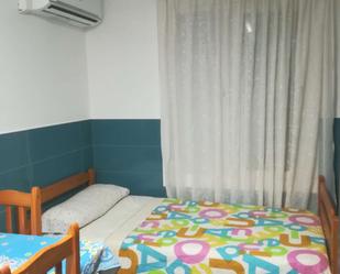 Bedroom of Study to share in L'Hospitalet de Llobregat  with Air Conditioner and Terrace