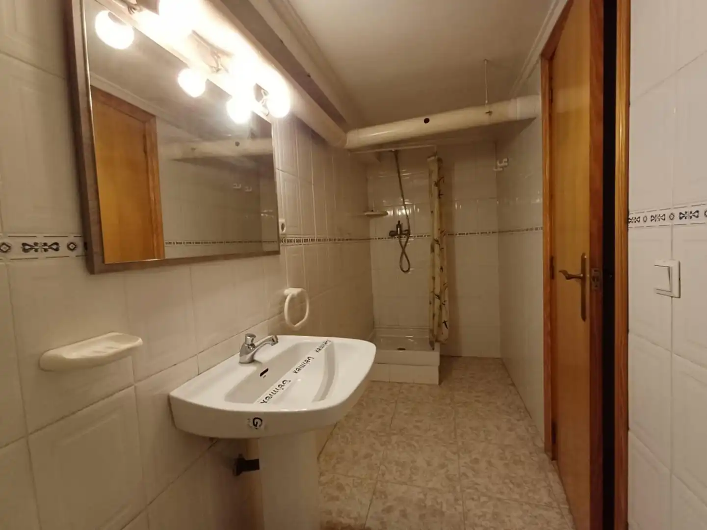 Bany de Local en venda en Valencia