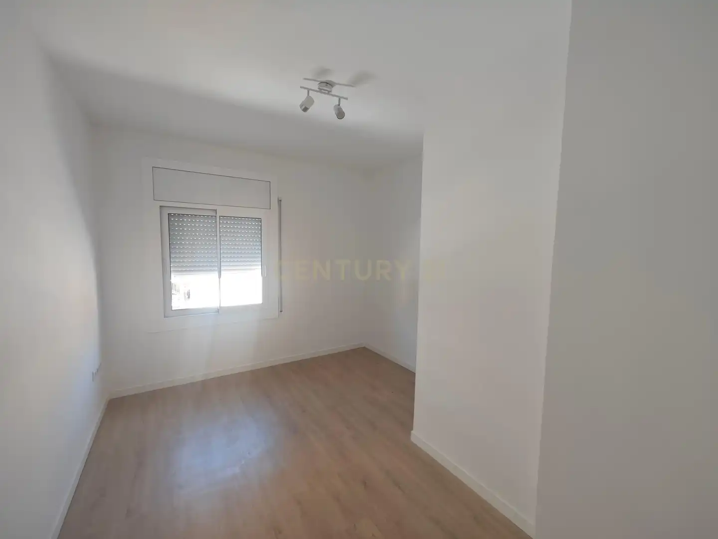 Bedroom of Duplexes for sale in Terrassa  with Storage room and Balcony
