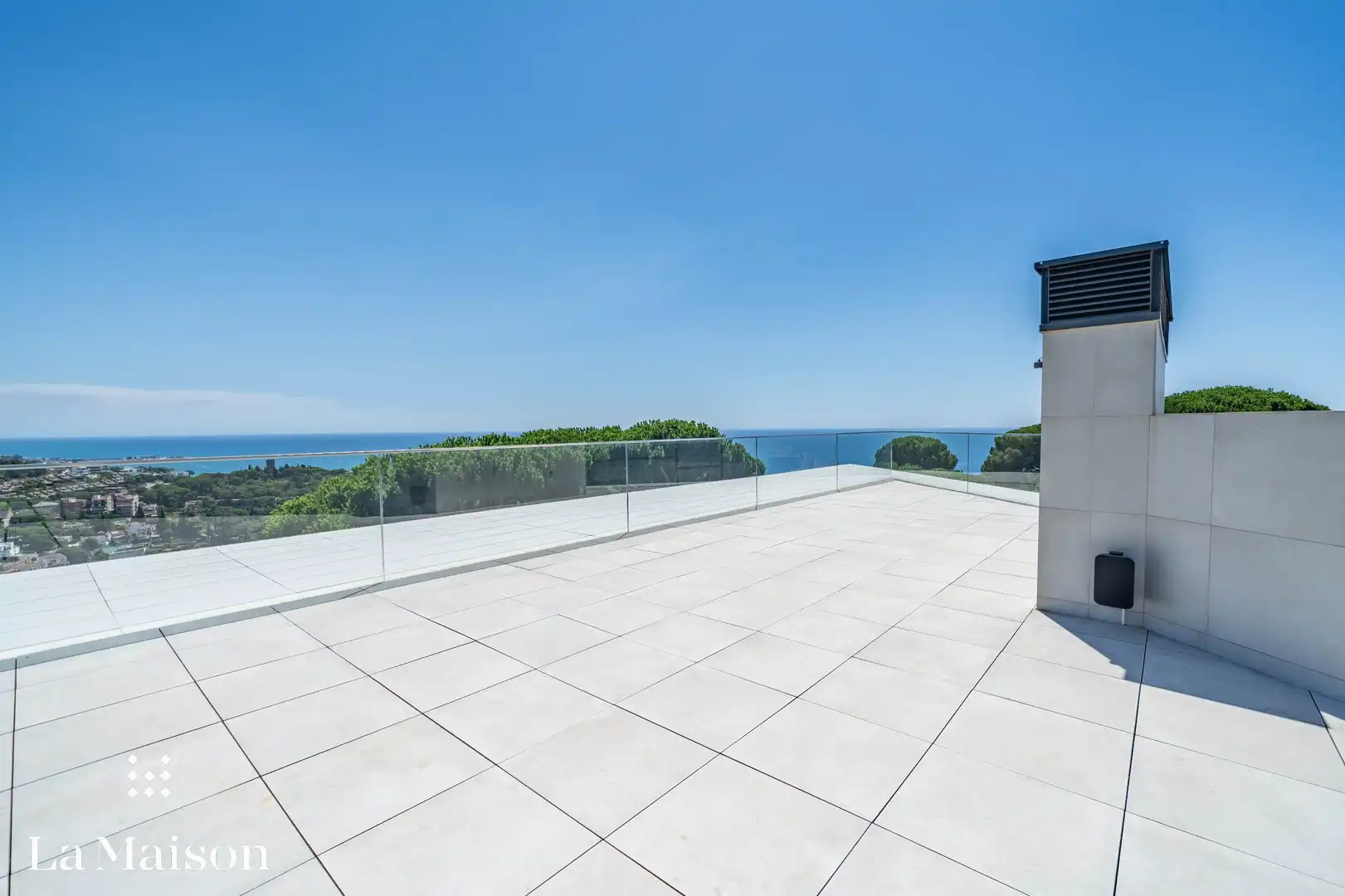 Terraza de Casa o chalet en venta en Caldes d'Estrac con Aire acondicionado, Calefacción y Jardín privado