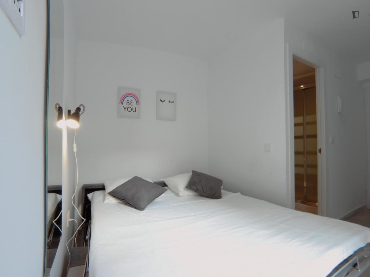 Study to rent in Pradolongo