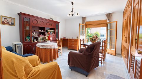 Foto 2 de Casa adosada en venta en Centro, Estepona