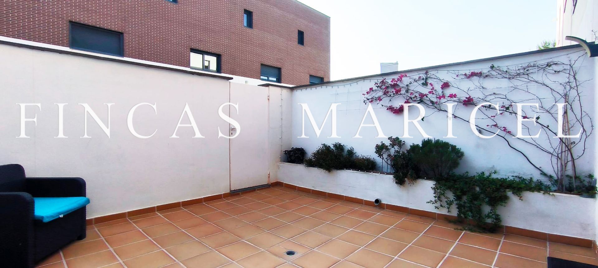 Terrassa de Casa adosada en venda en Cubelles amb Calefacció, Terrassa i Traster