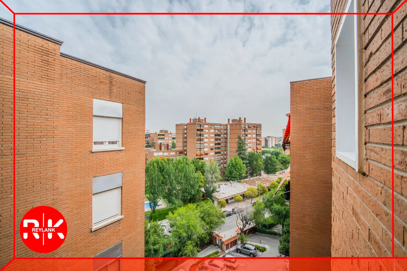 Vista exterior de Pis en venda en Coslada amb Aire condicionat, Calefacció i Terrassa