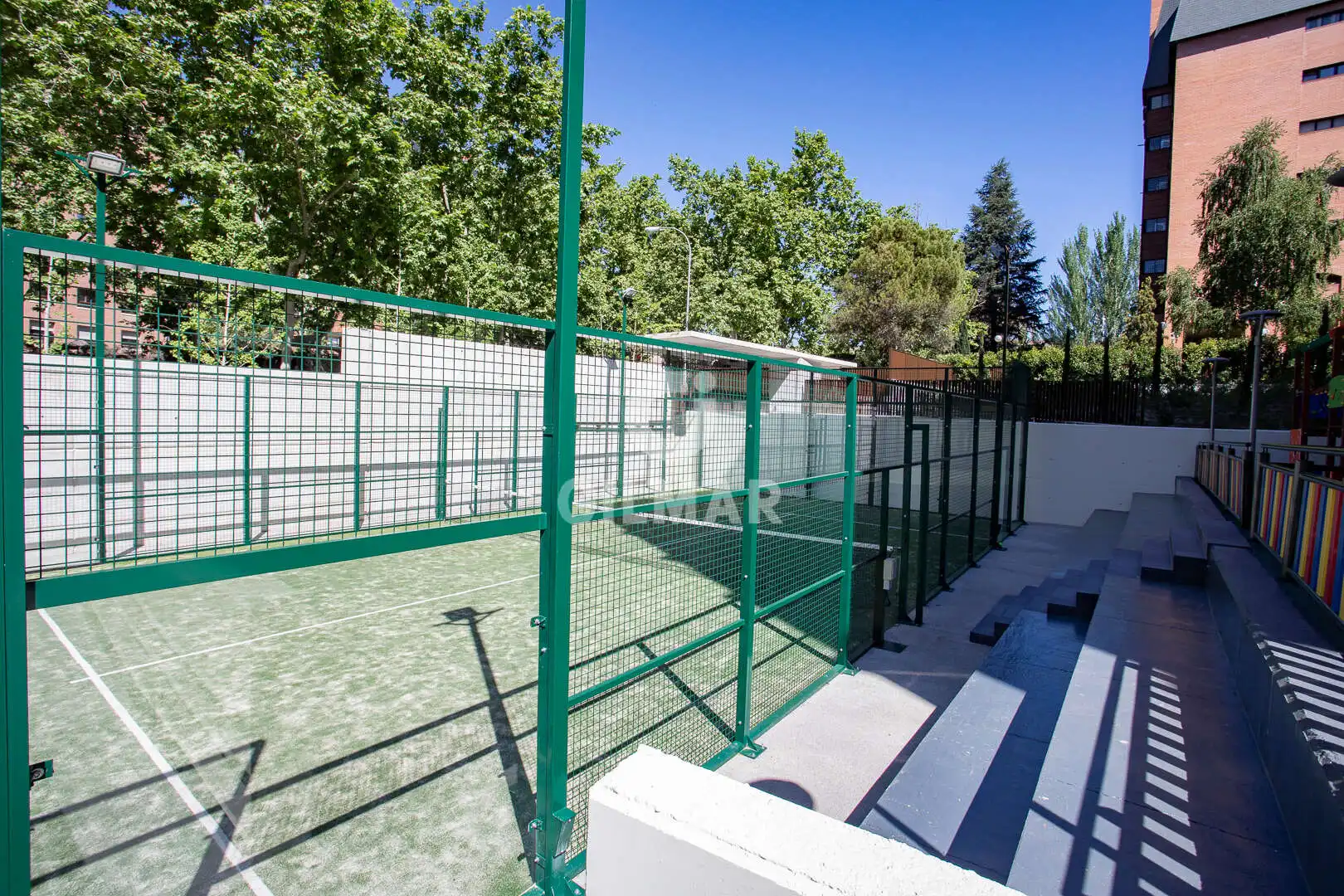 Jardín de Piso en venta en Madrid con Calefacción, Jardín privado y Piscina