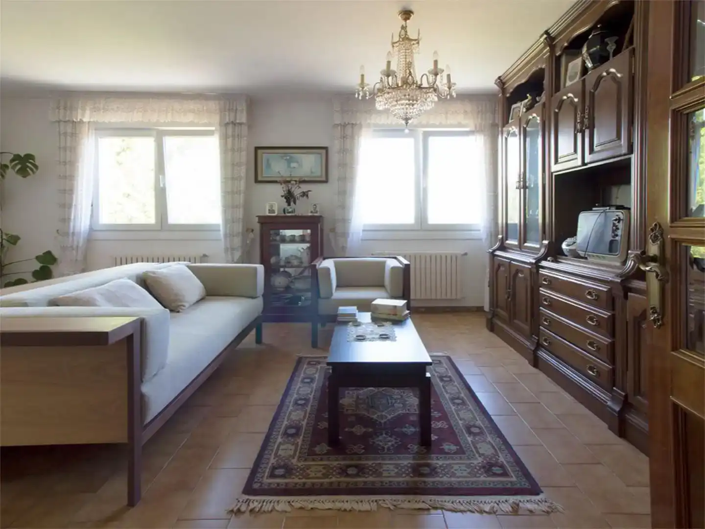 Sala d'estar de Pis en venda en A Baña   amb Jardí privat, Parquet i Moblat