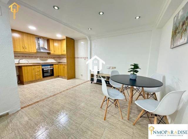 Piso en Venta en Calle ALONSO CANO en Carolinas Altas