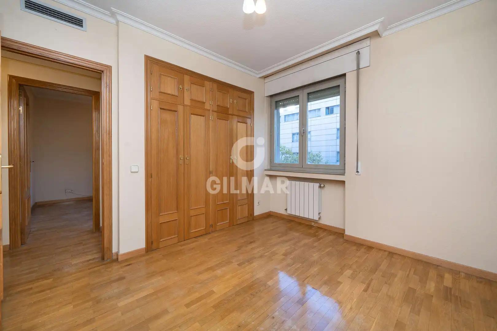 Habitación de Piso en venta en Madrid con Calefacción, Jardín privado y Trastero