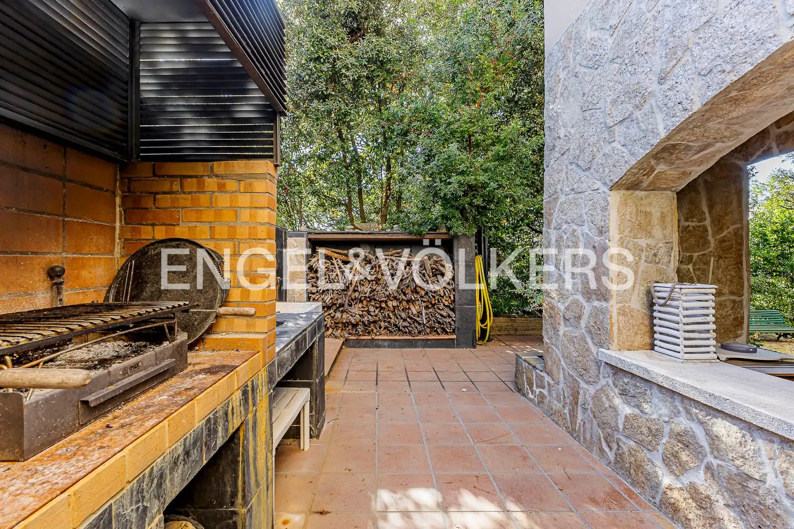 Terrace of Houses for sale in Sant Cugat del Vallès  with Heating, Private garden and Storage room