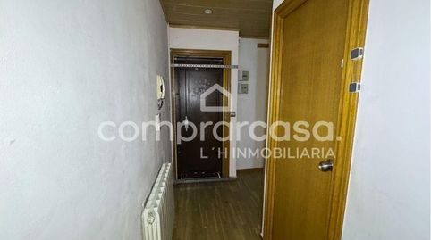Piso luminoso de 97 m2 con terraza, 3 habitaciones y ascensor en Sant Boi, imatge 2