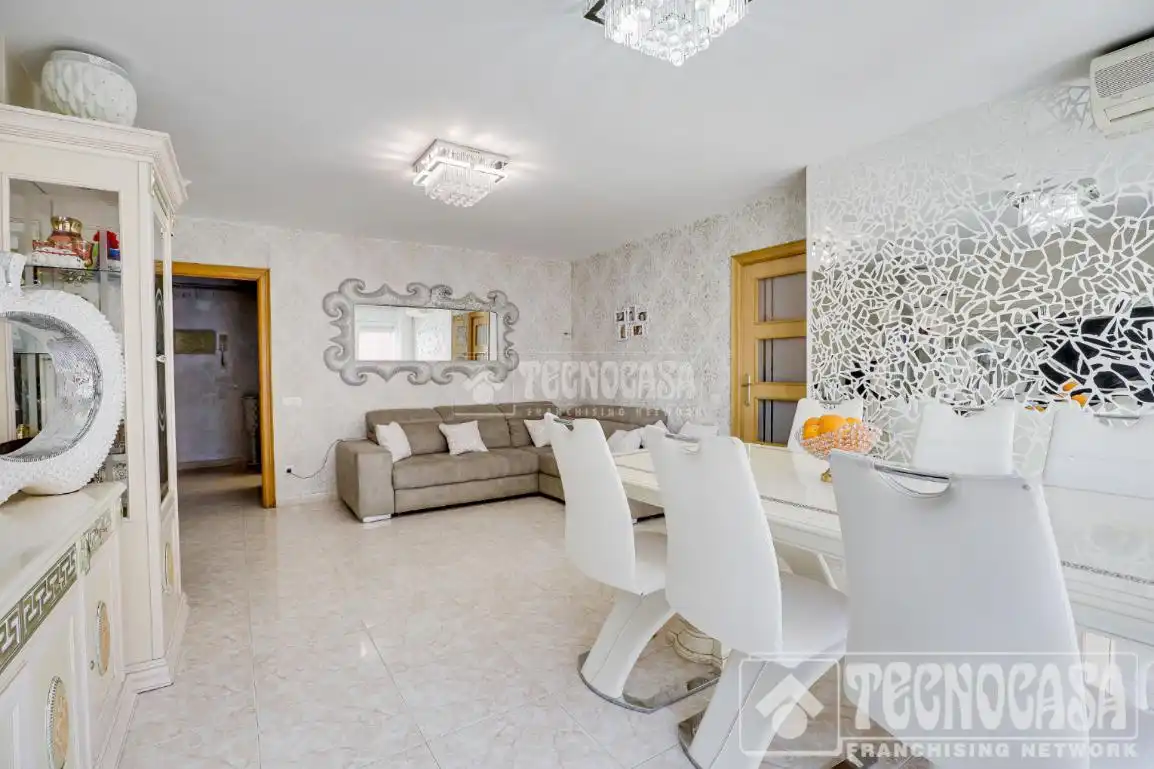 Sala de estar de Piso en venta en Barcelona con Balcón