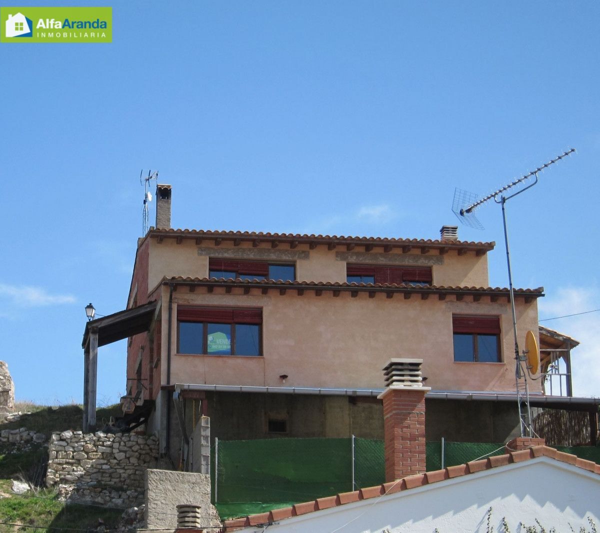 Exterior view of Country house for sale in Tubilla del Lago  with Air Conditioner, Private garden and Alarm