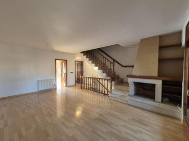 Casa a schiera con balcone in vendita a Palafolls