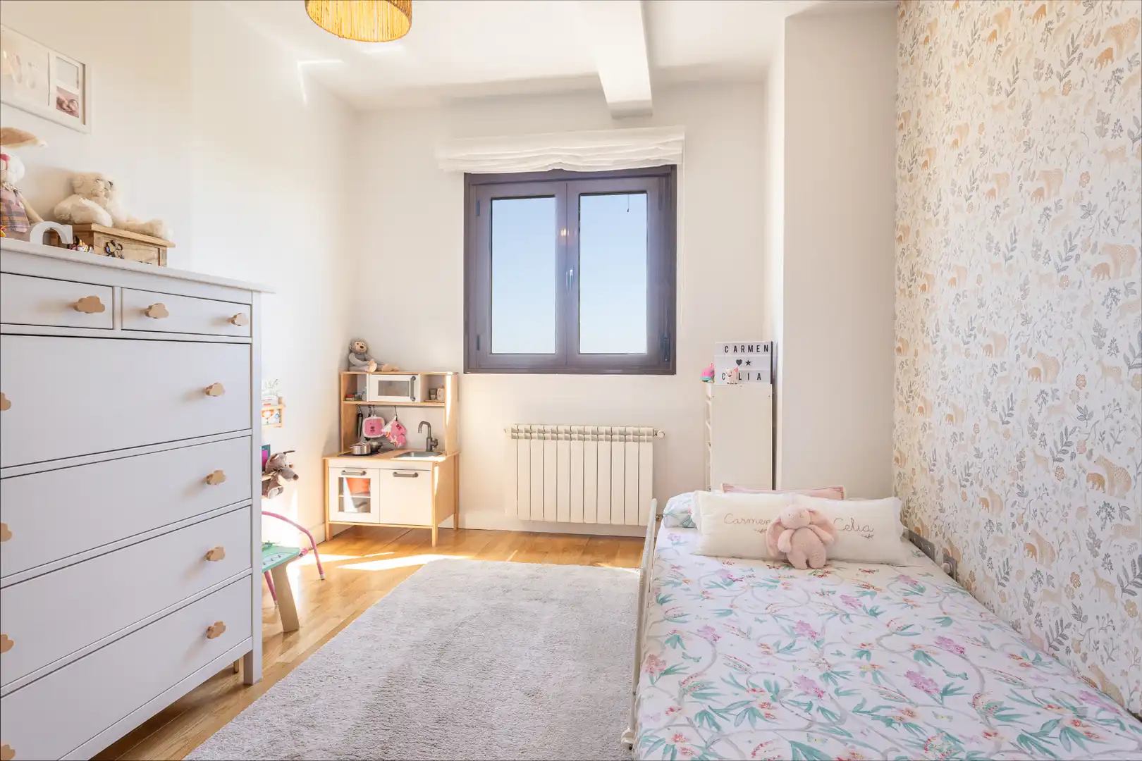 Bedroom of Flat for sale in Brunete  with Air Conditioner, Heating and Terrace