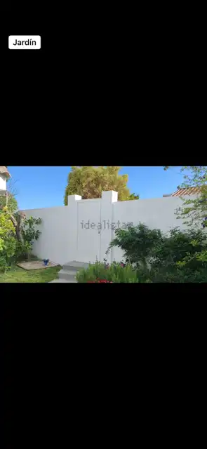 Vista exterior de Casa o chalet de alquiler en Estepona con Aire acondicionado, Jardín privado y Terraza