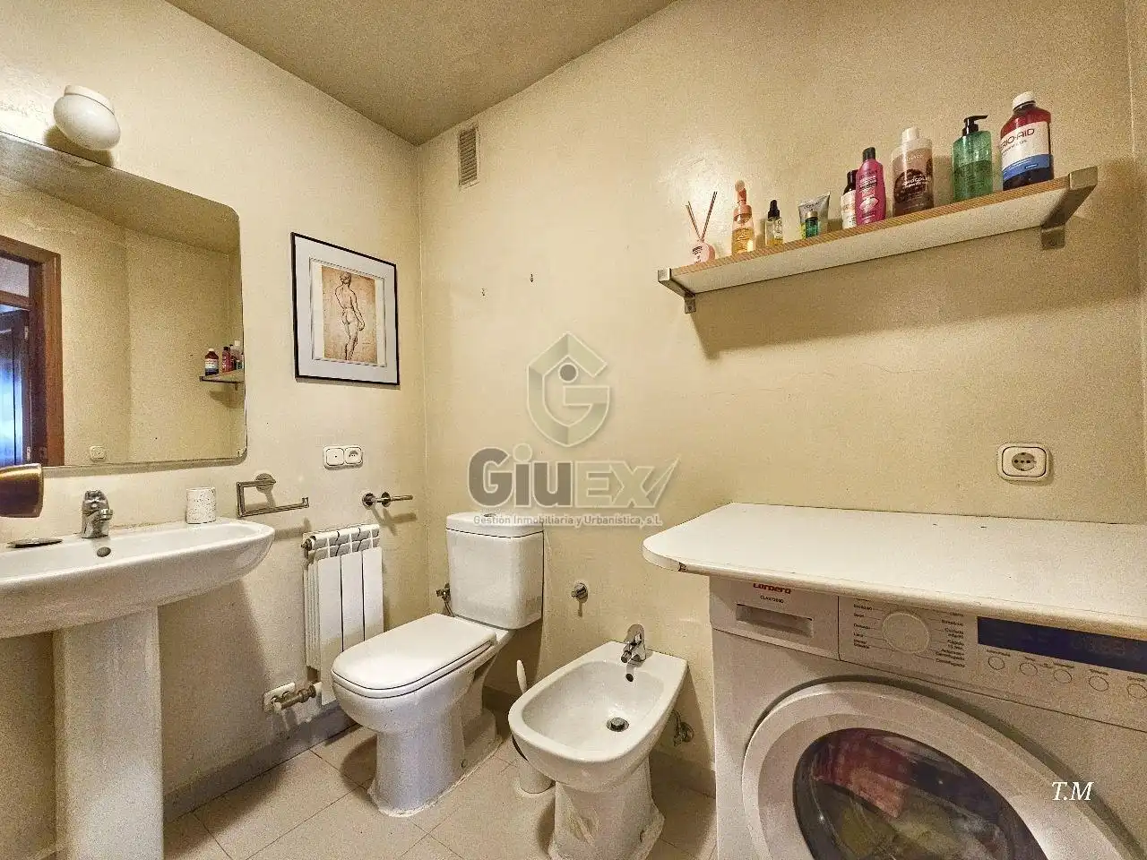 Baño de Piso de alquiler en Cáceres con Aire acondicionado, Calefacción y Parquet