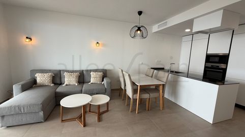 Foto 4 de Apartamento en venta en Calle Begoña, Las Gaviotas - Carvajal, Fuengirola