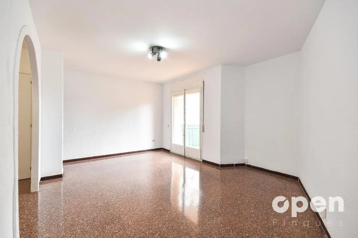 Living room of Flat for sale in Terrassa  with Terrace and Balcony