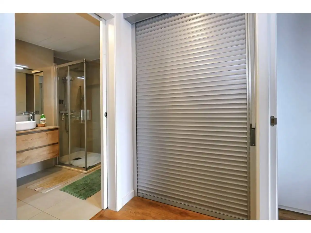 Wohnung zum Verkauf in Barcelona mit Klimaanlage, Heizung und Parkett