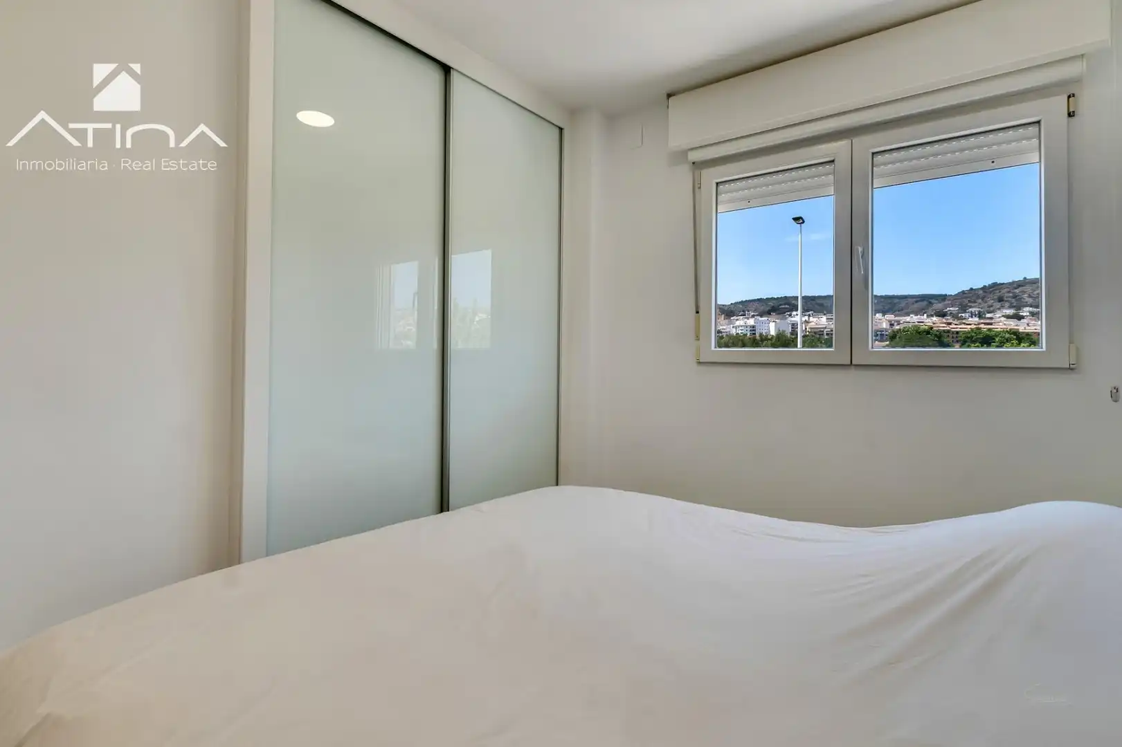 Schlafzimmer von Einfamilien-Reihenhaus zum Verkauf in Jávea / Xàbia mit Klimaanlage, Terrasse und Gemeinschaftspool