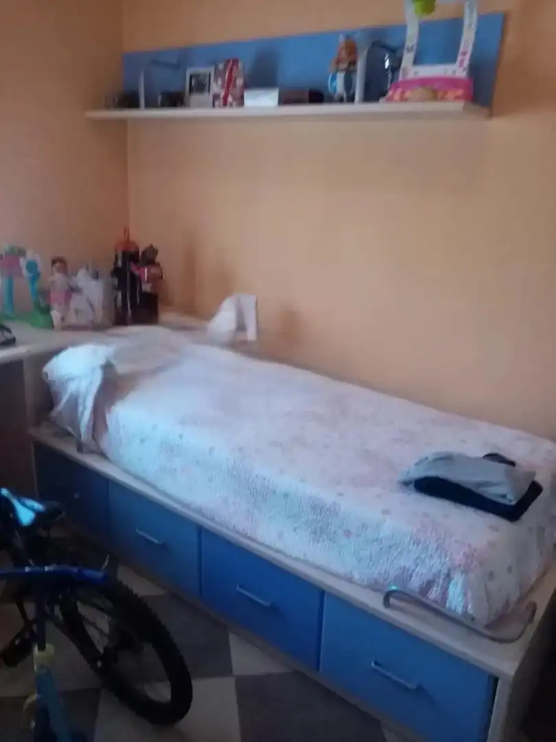 Dormitori de Casa o xalet en venda en Córdoba amb Aire condicionat, Piscina i Moblat