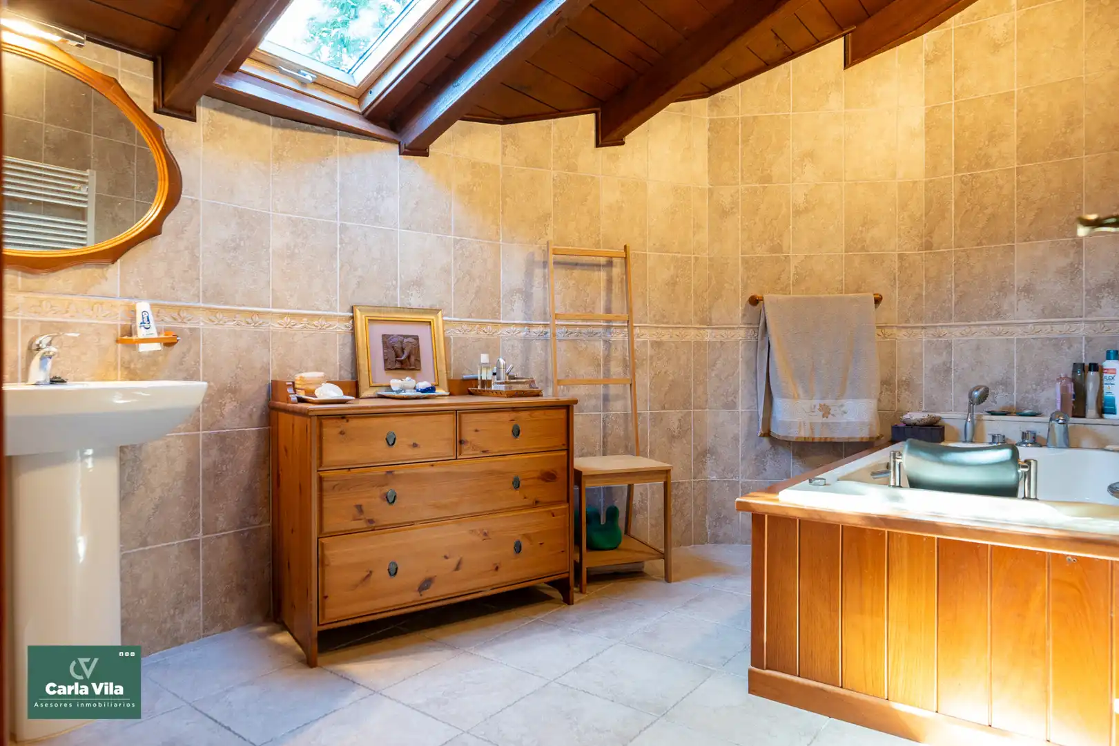 Bathroom of Country homes for sale in Guitiriz  with Heating, Private garden and Parquet flooring