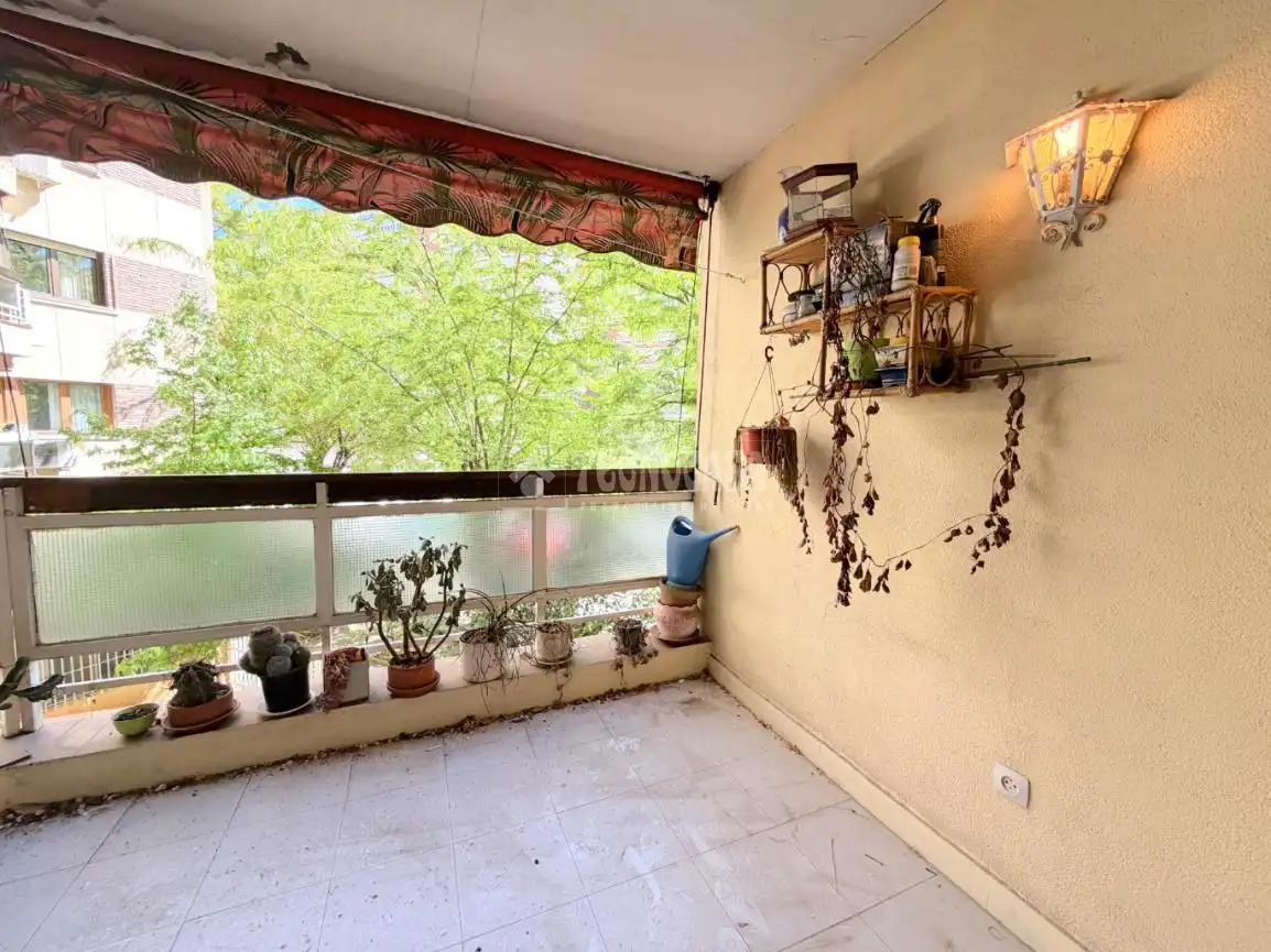 Terraza de Piso en venta en Madrid con Calefacción, Piscina y Piscina comunitaria