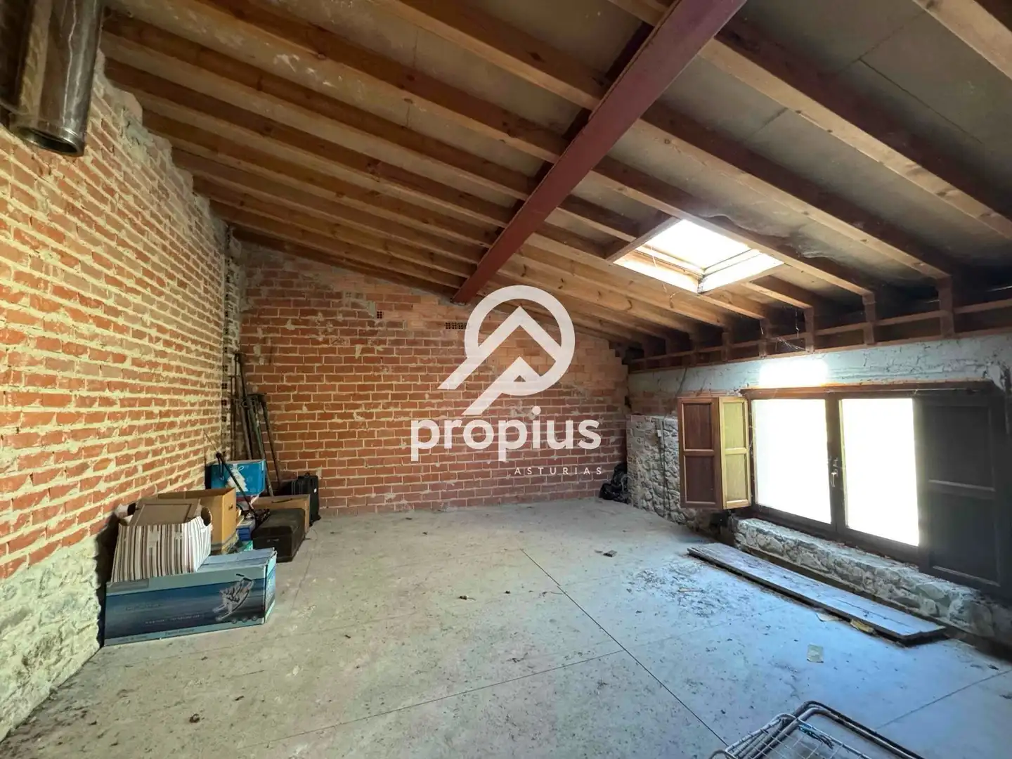 Casa adosada en venta en Llanes con Calefacción