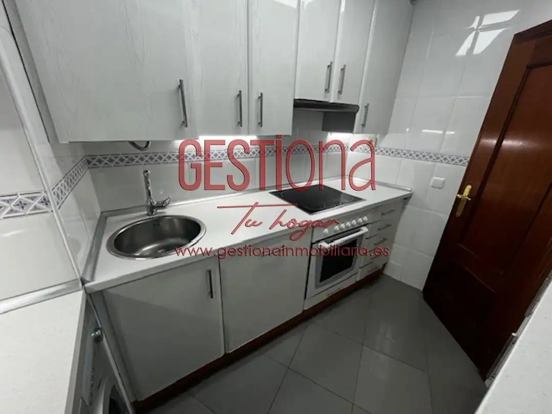 Cocina de Apartamento en venta en Laredo