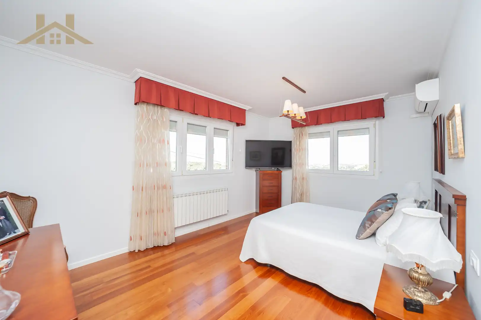 Dormitori de Casa o xalet en venda en Arroyomolinos (Madrid) amb Aire condicionat, Calefacció i Jardí privat