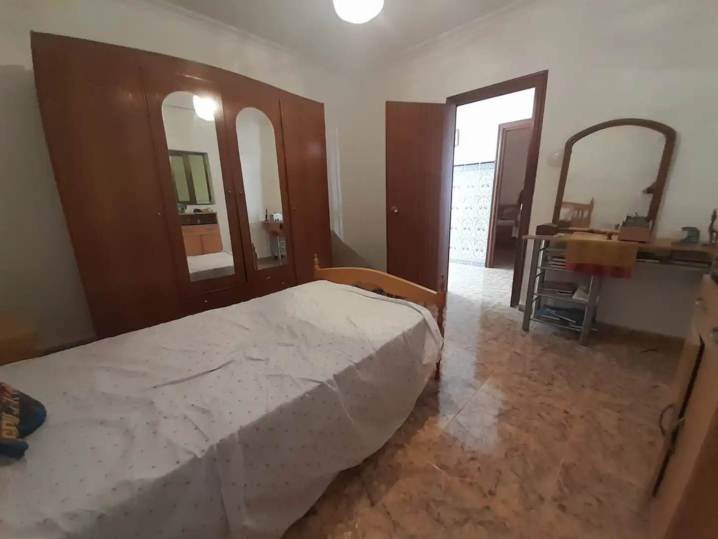 Dormitori de Casa adosada en venda en Puertollano amb Aire condicionat i Traster