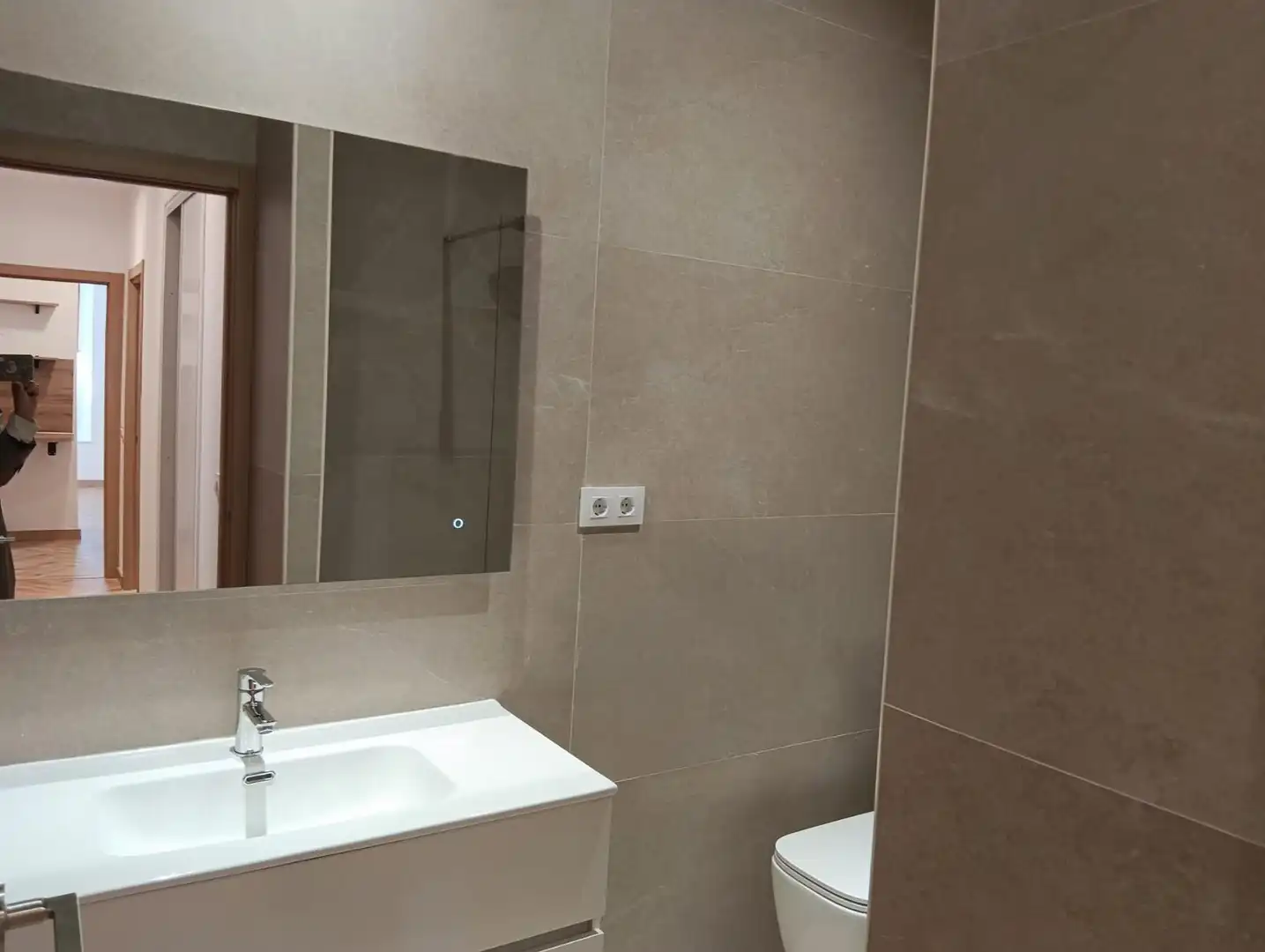 Bathroom of Flat for sale in San Lorenzo de El Escorial  with Heating
